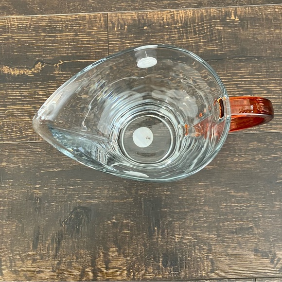 New Vtg Pasabahce 1.24L pitcher with orange handle - Picture 2 of 9